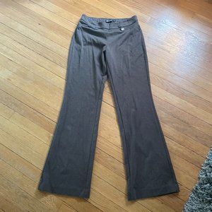 New York & Company Brown Stretchy Pant S small